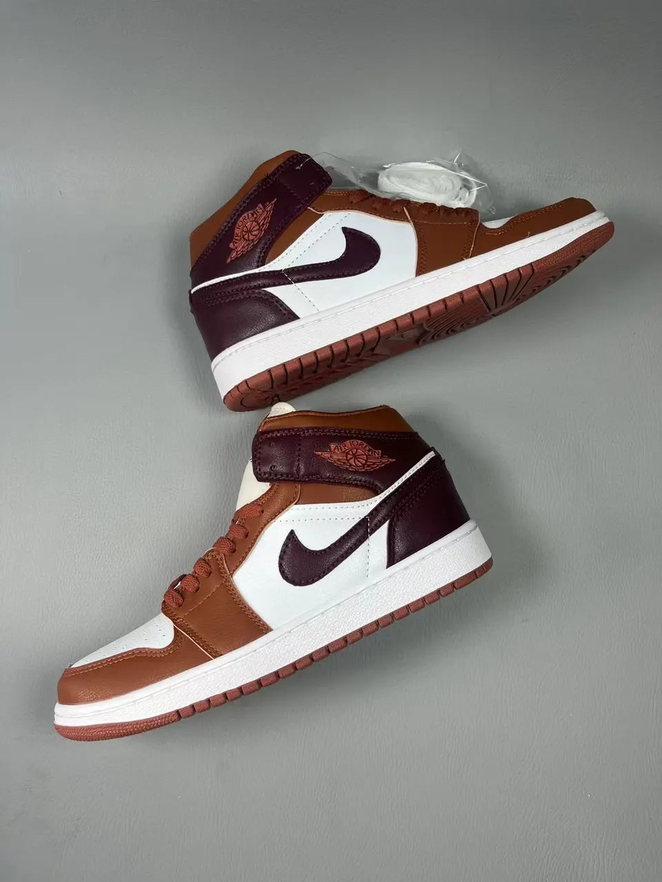 Air Jordan 1 Mid Brown/White - Hình 8