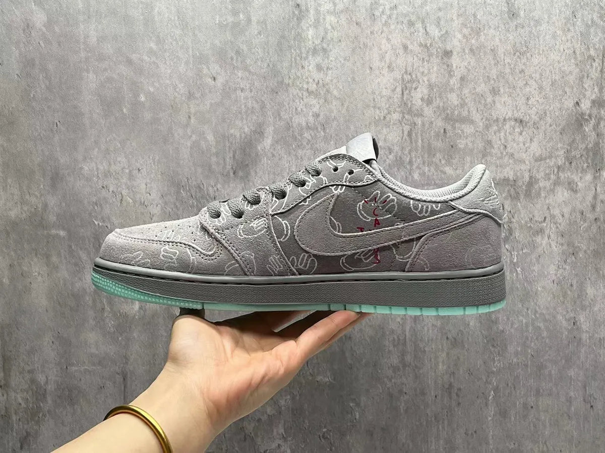 Kaws Air Jordan 4 - Hình 7