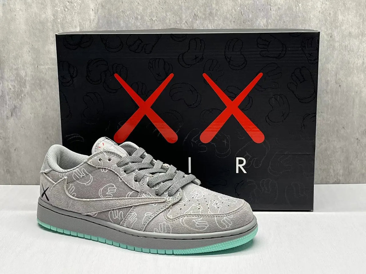 Kaws Air Jordan 4 - Hình 2