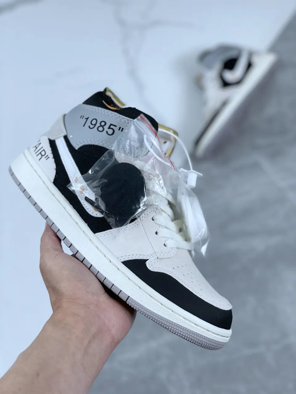 Air Jordan 1 Off-White 1985 - Hình 7