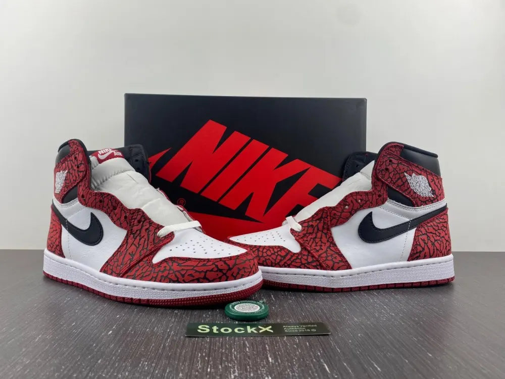 Air Jordan 1 Red Cement