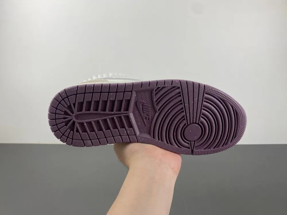 Air Jordan 1 Mid Grey Suede - Hình 7