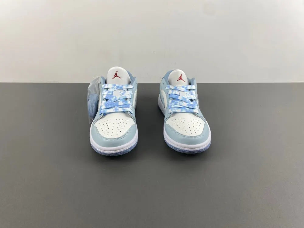 Air Jordan 1 Low Powder Blue - Hình 4