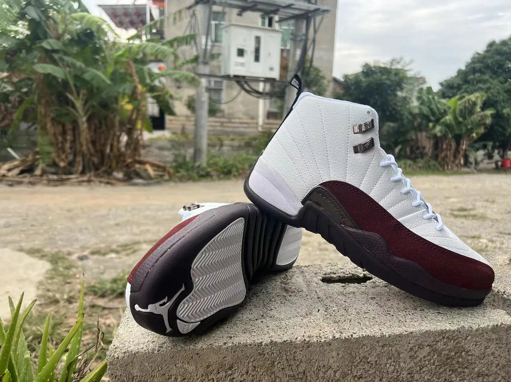Air Jordan 12 Retro White Maroon - Hình 3