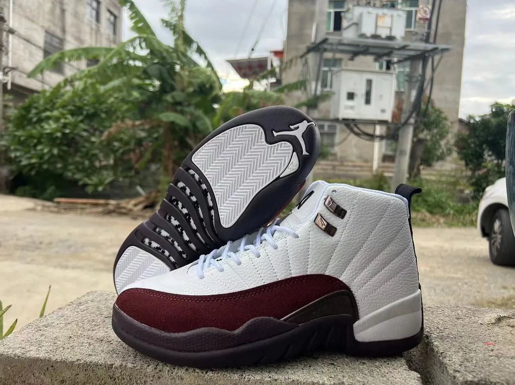 Air Jordan 12 Retro White Maroon - Hình 2