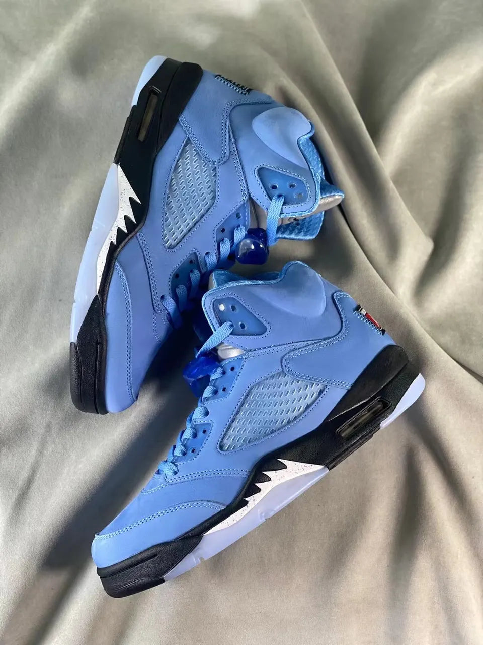 powder Air Jordan 5 Retro UNC - Hình 9