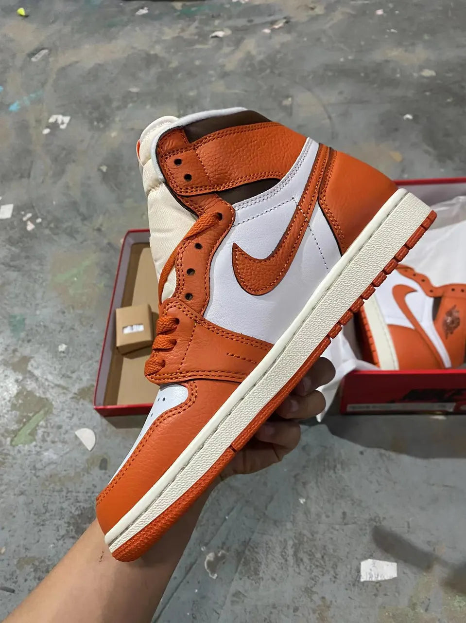Air Jordan 1 Starfish - Hình 4