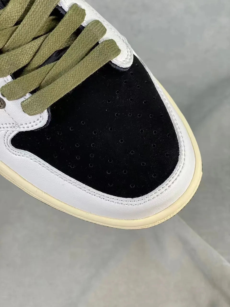 travis Nike Air Jordan 1 Low Olive - Hình 6