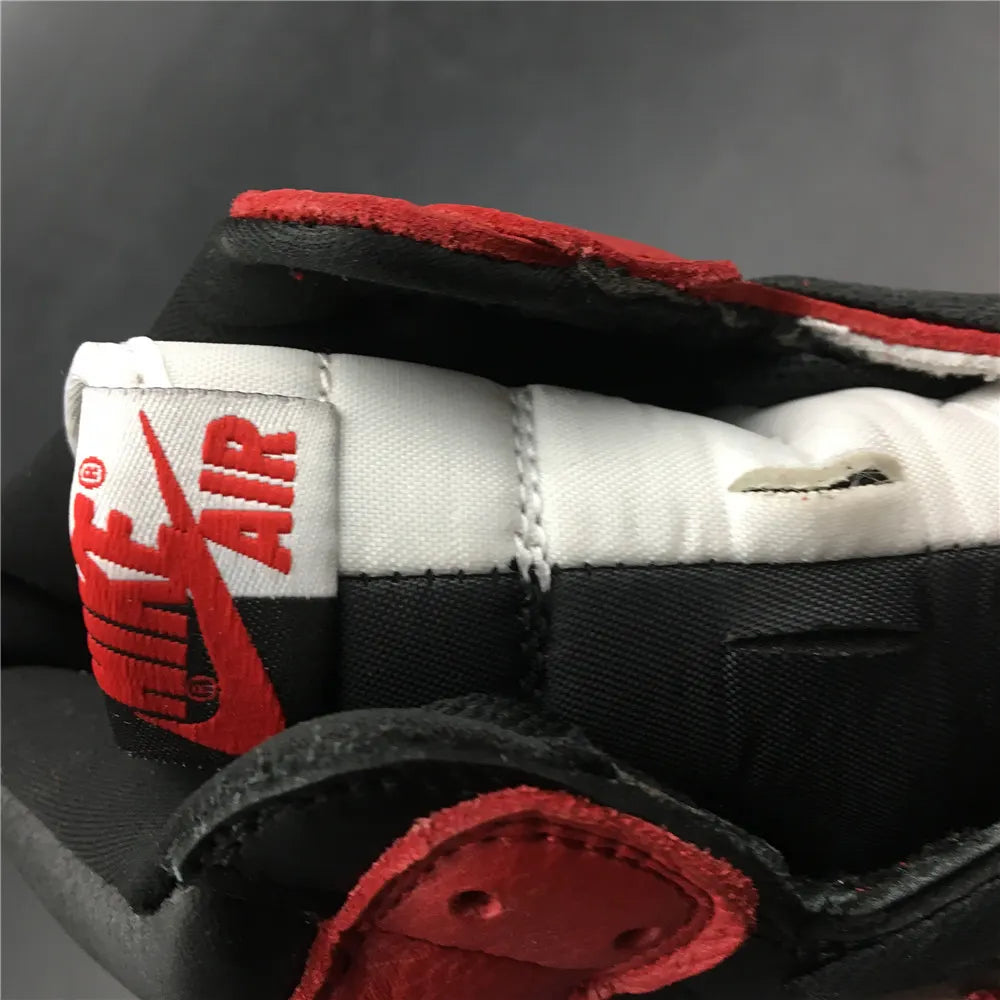 Air Jordan 1 Retro High OG Bred - Hình 15