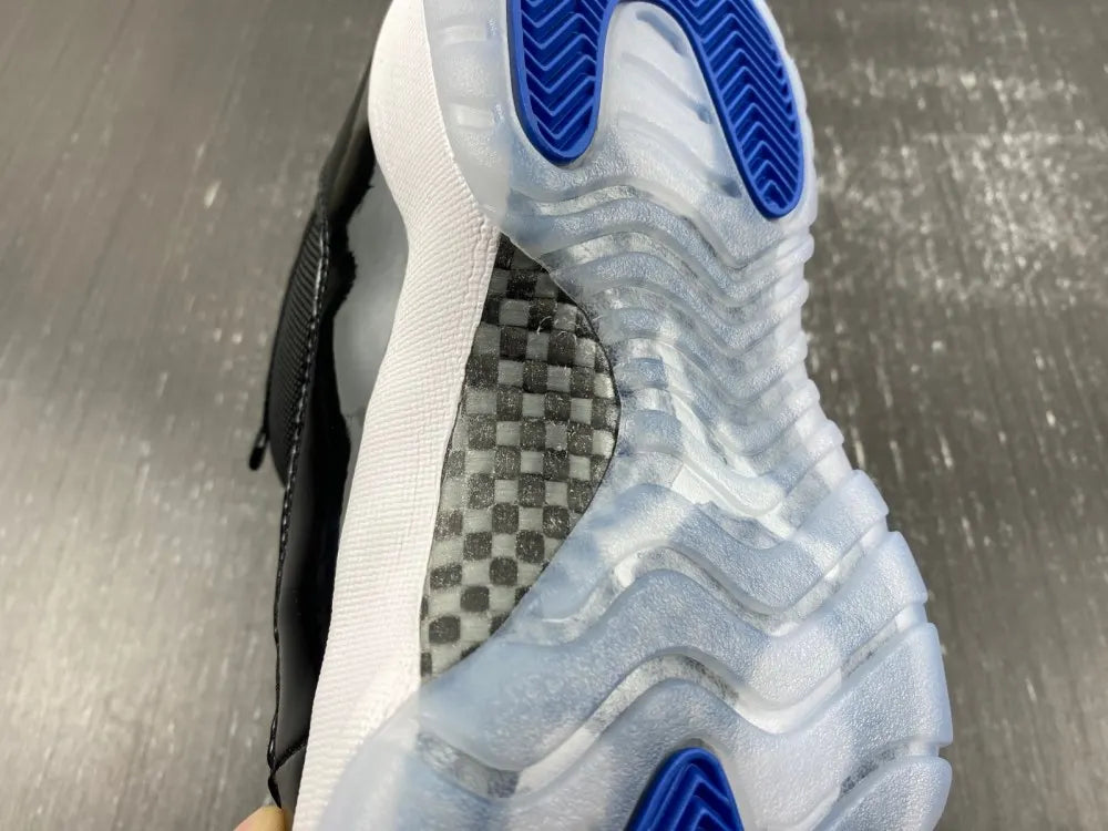 Air Jordan 11 Retro Low IE - Hình 7