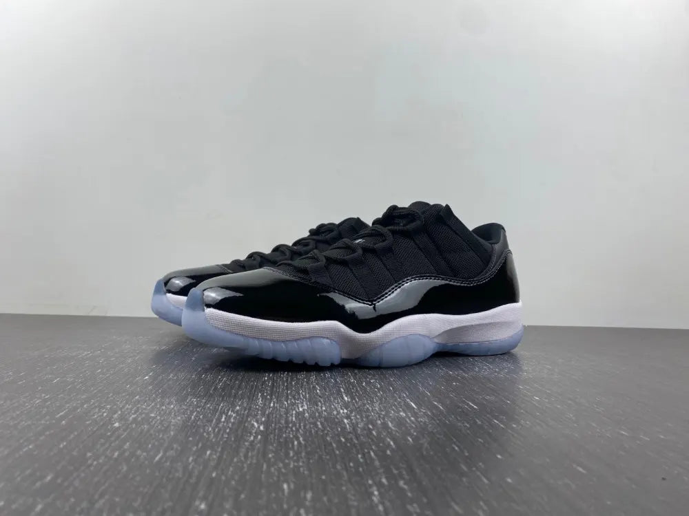 Air Jordan 11 Retro Low IE - Hình 11