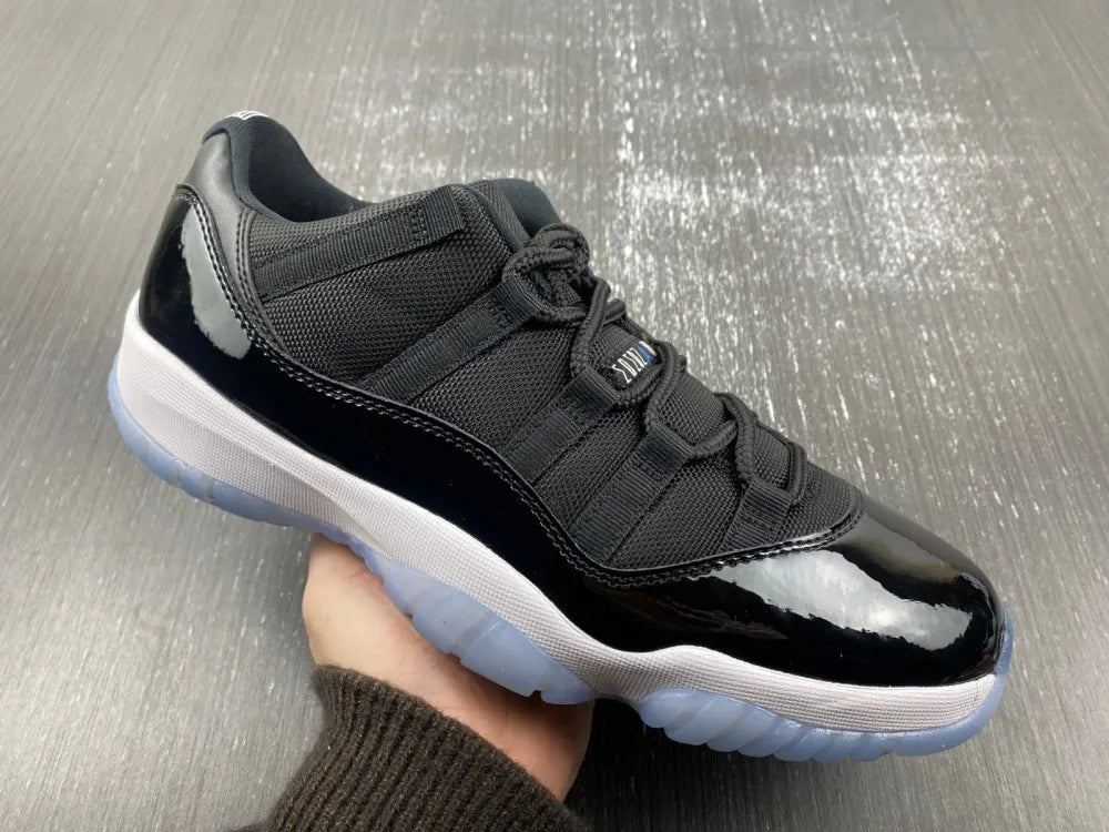 Air Jordan 11 Retro Low IE - Hình 15
