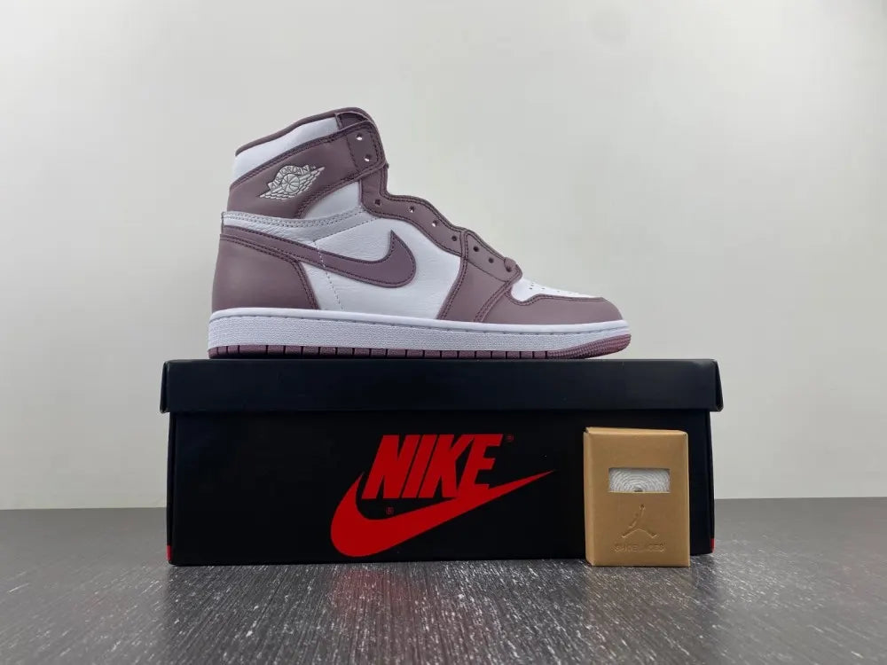 Air Jordan 1 High Bordeaux premium - Hình 2