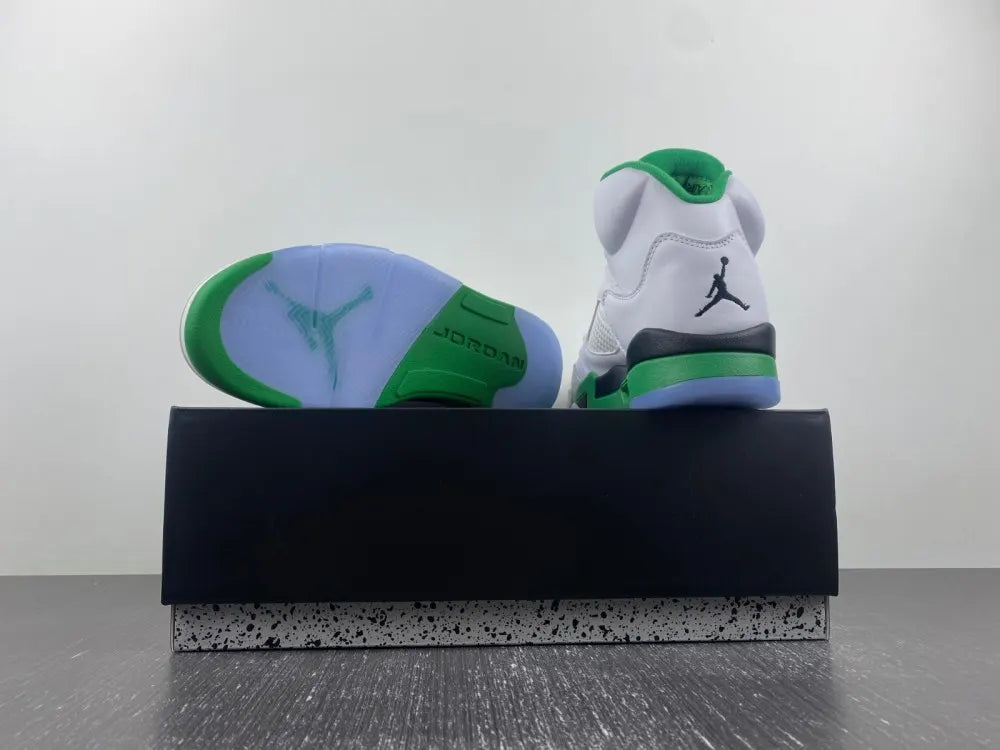 Air Jordan 5 Retro White/Green - Hình 3
