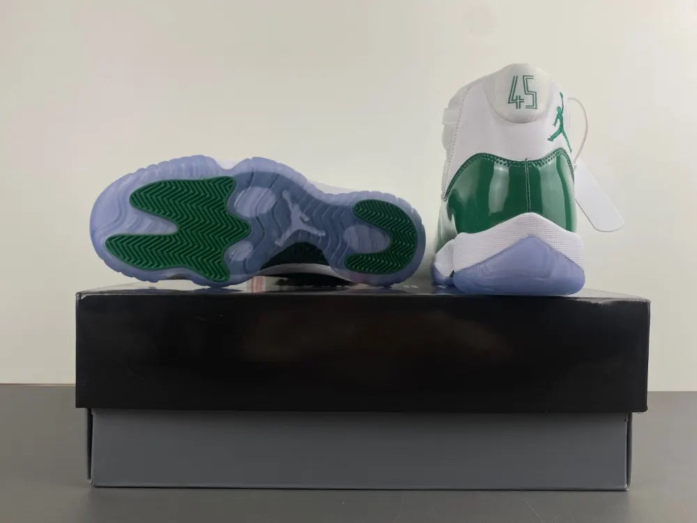 Air Jordan 11 White/Green - Hình 3