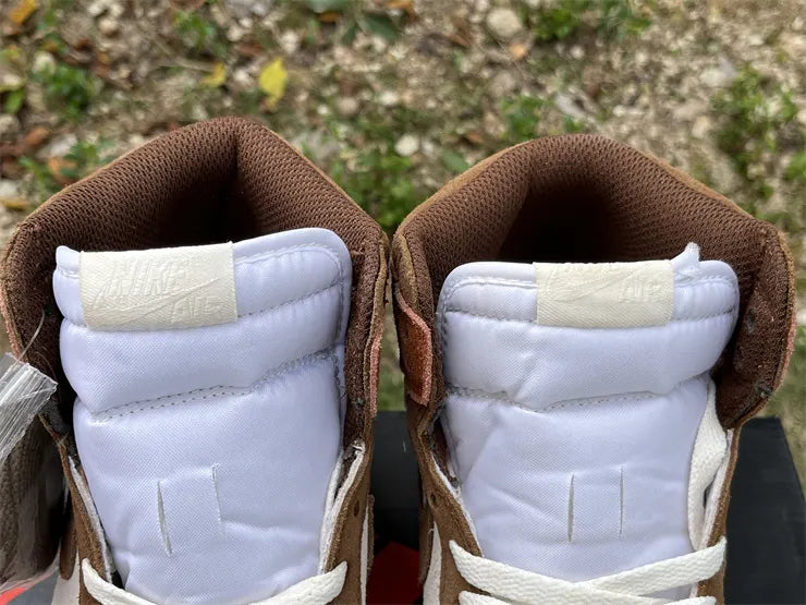 Air Jordan 1 High OG Tan Suede - Hình 11