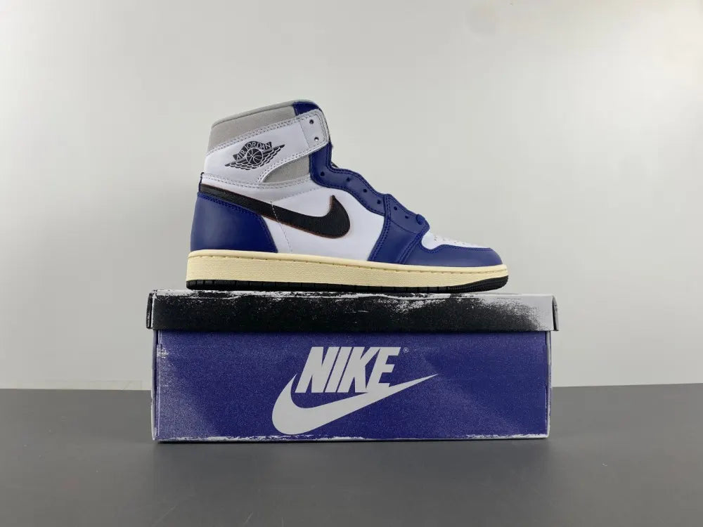 Air Jordan Hyper Royal - Hình 2
