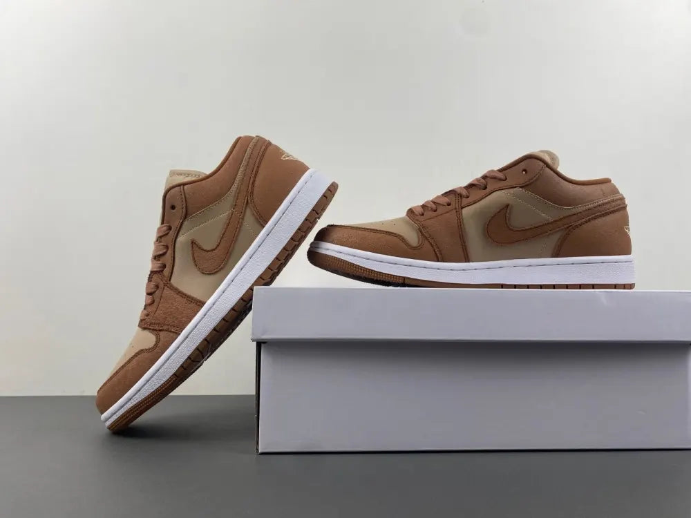 Air Jordan 1 Low Tan Suede - Hình 2