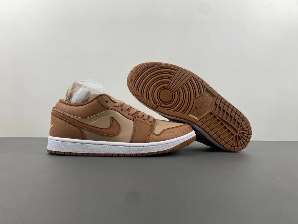 Air Jordan 1 Low Tan Suede - Hình 16