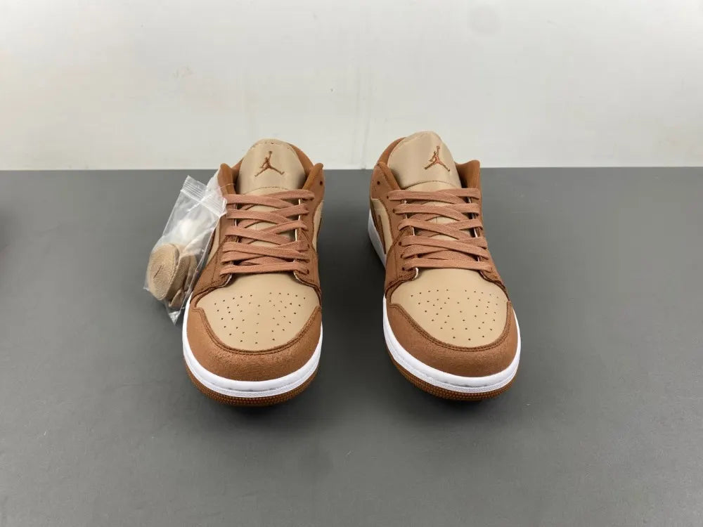 Air Jordan 1 Low Tan Suede - Hình 13