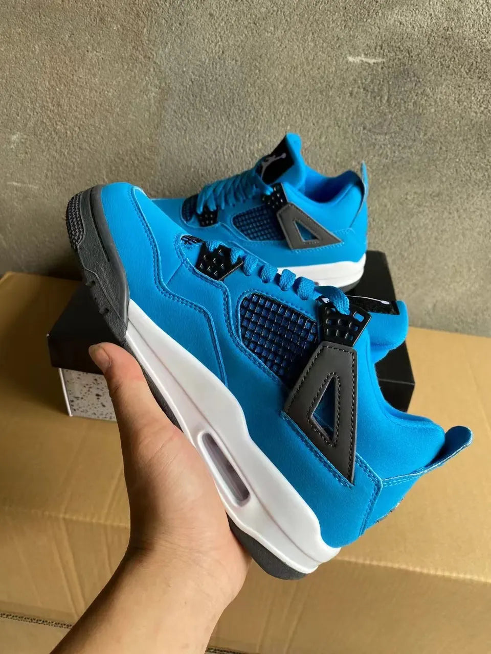 Air Jordan 4 Retro Azure - Hình 2