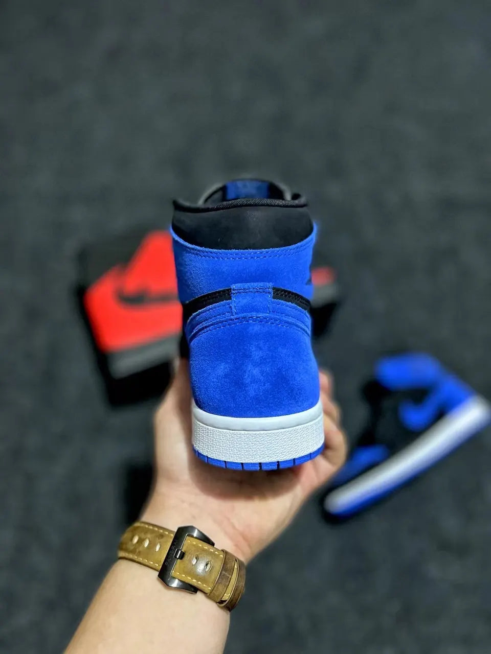 Air Jordan 1 Black Blue Suede - Hình 4