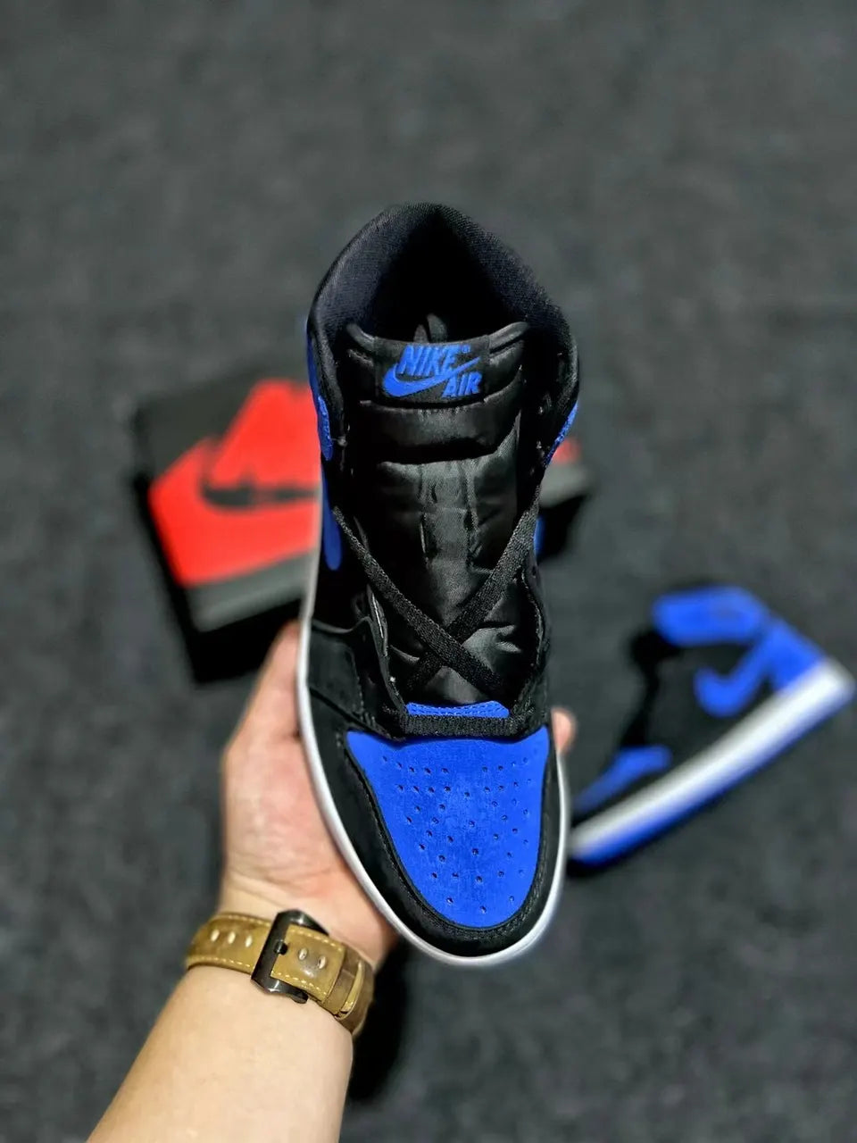 Air Jordan 1 Black Blue Suede - Hình 2