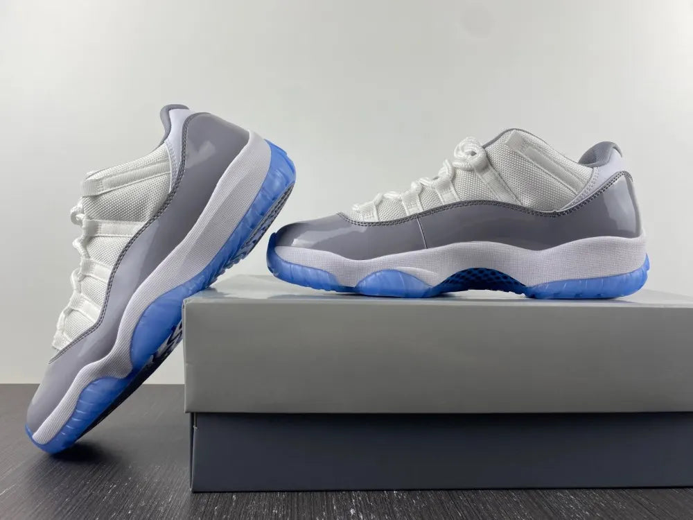 Air Jordan 11 Low Cool Grey - Hình 4