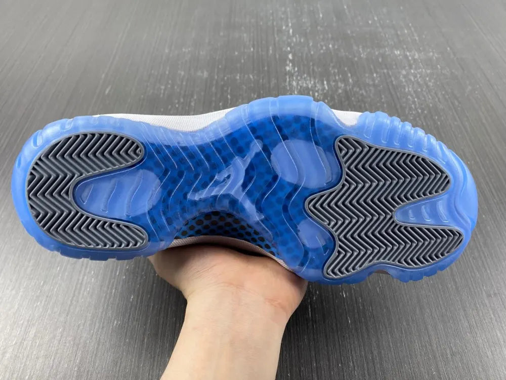 Air Jordan 11 Low Cool Grey - Hình 5