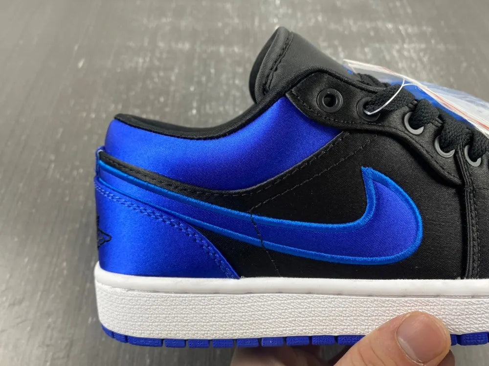 Air Jordan 1 Low Satin - Hình 13