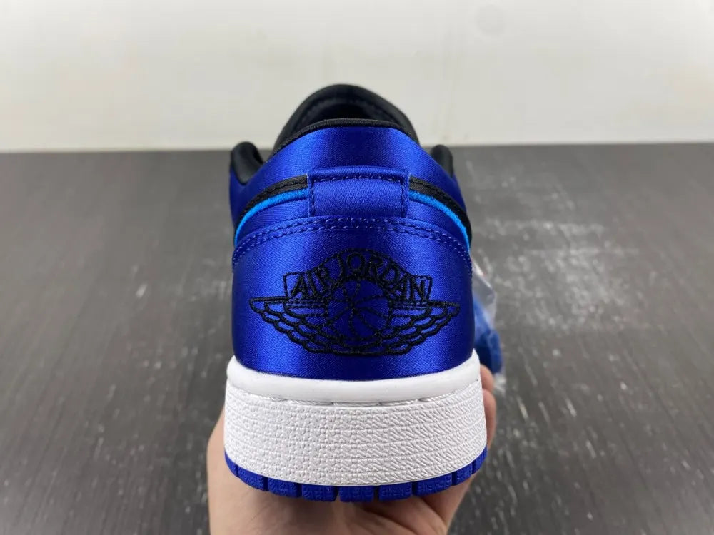 Air Jordan 1 Low Satin - Hình 10