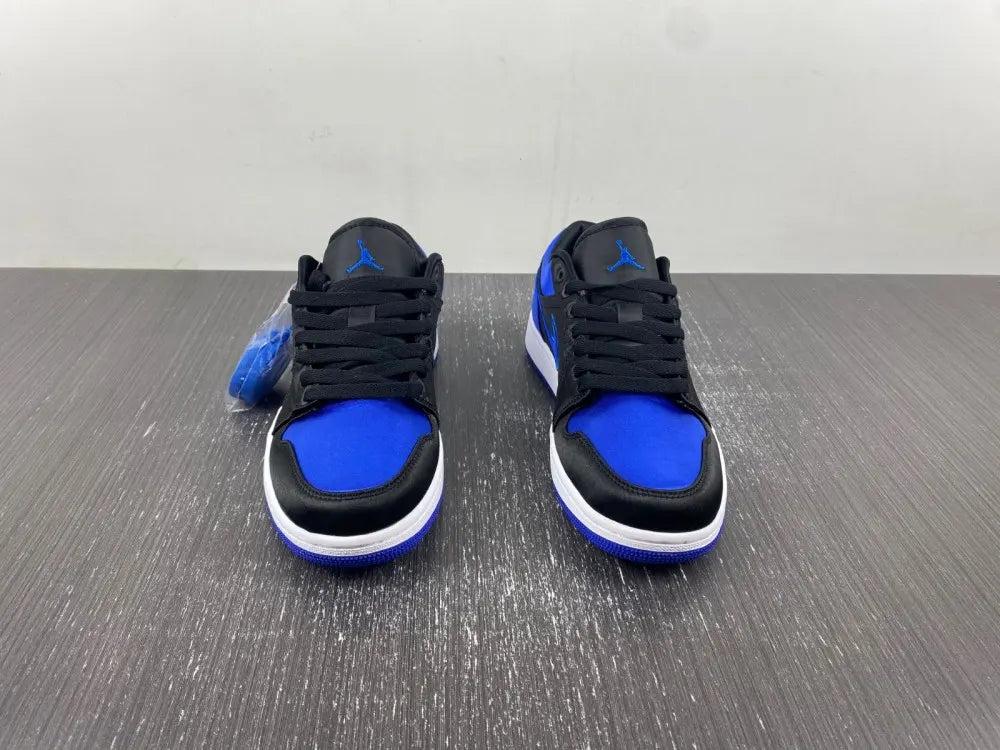 Air Jordan 1 Low Satin - Hình 14