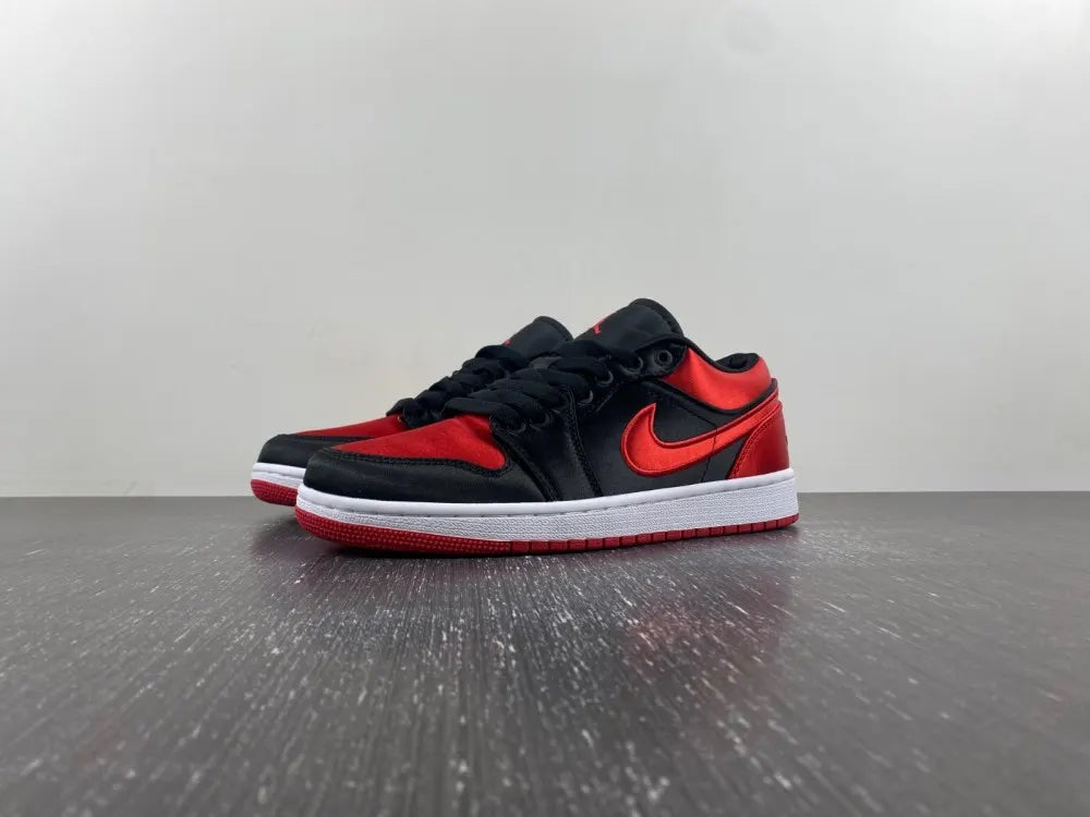Air Jordan 1 Low Satin Red/Black - Hình 11