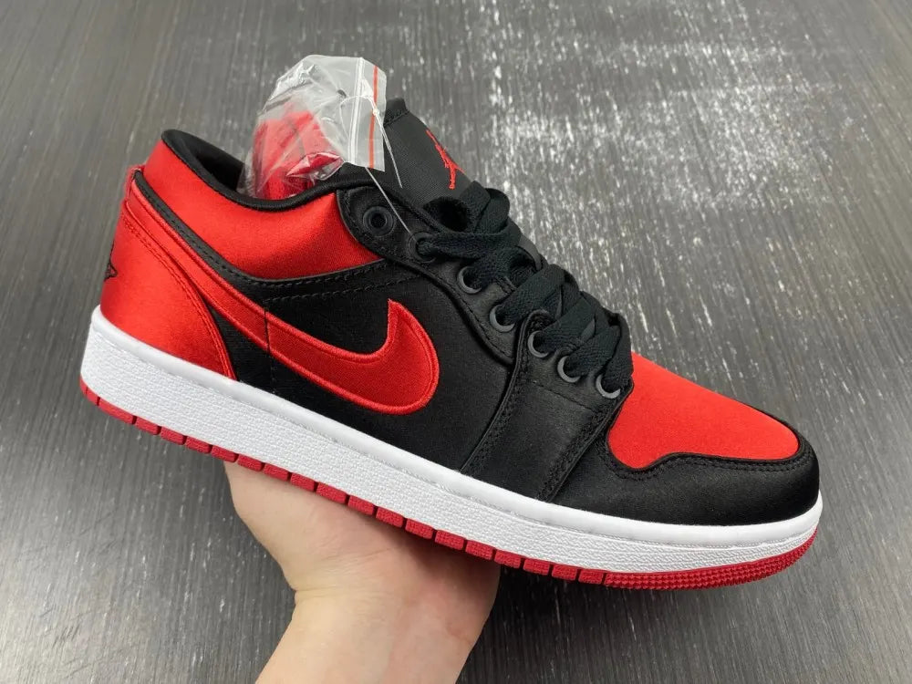Air Jordan 1 Low Satin Red/Black - Hình 7