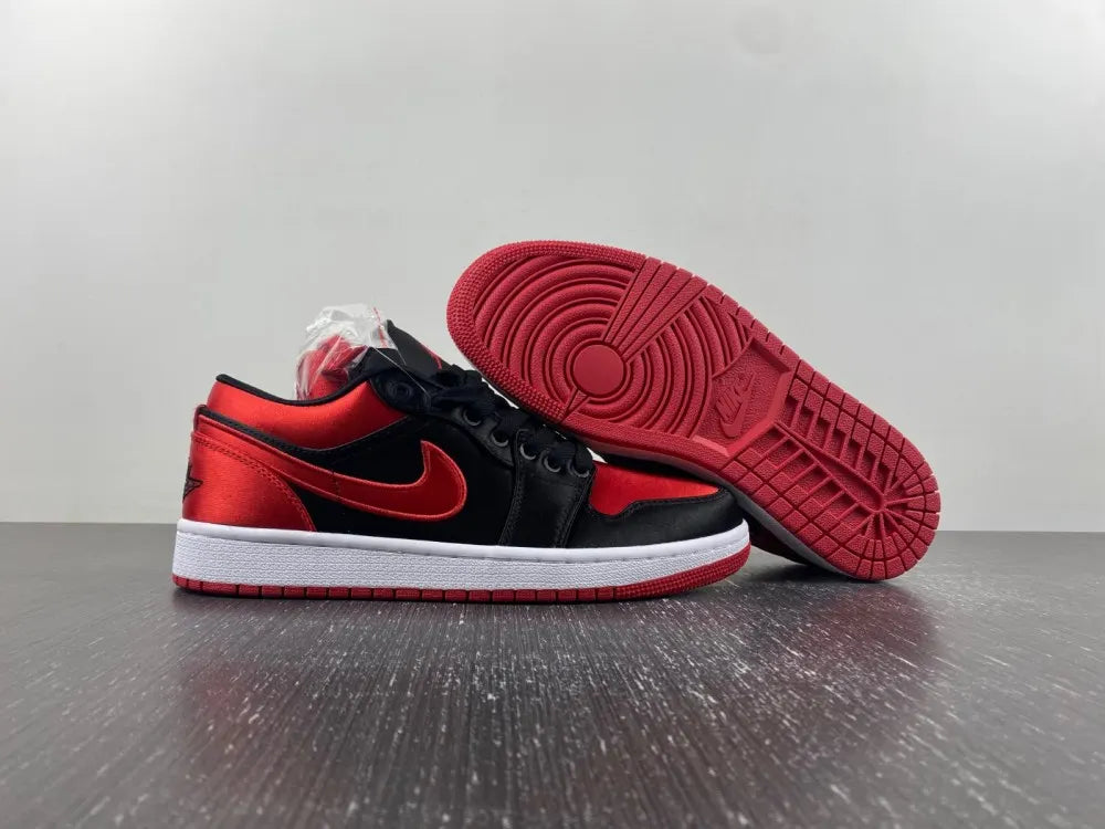 Air Jordan 1 Low Satin Red/Black - Hình 9
