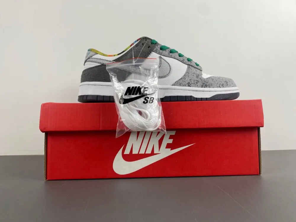 Nike SB Dunk Low Grey Marble