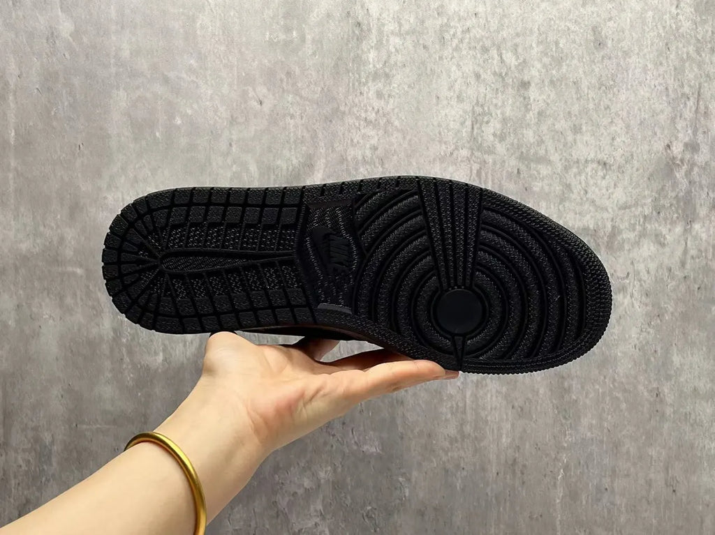 Nike Air Jordan 1 Low Travis Scott - Hình 4