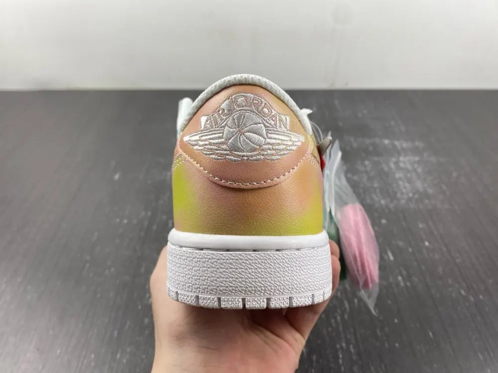 Air Jordan 1 Low SE Sunrise - Hình 6
