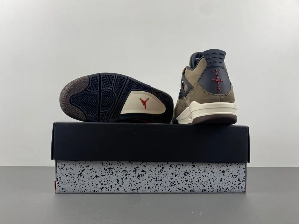 Air Jordan 4 Travis Scott - Hình 2