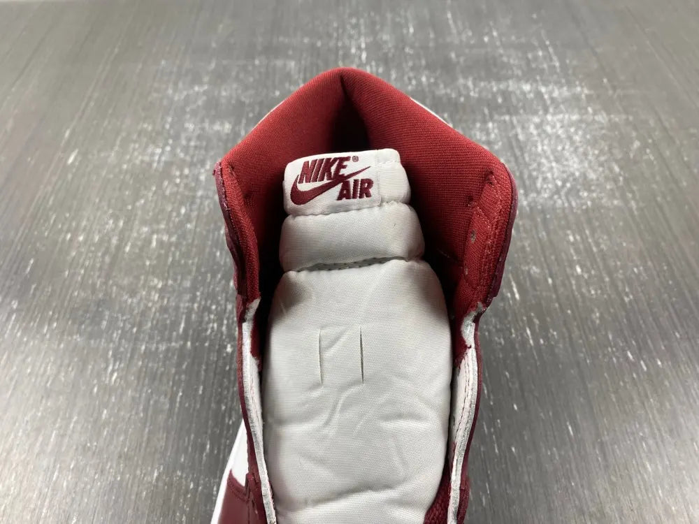 Air Jordan 1 High Bordeaux premium leather - Hình 2
