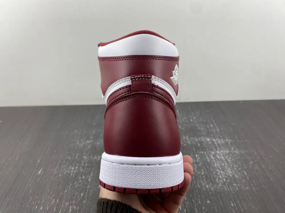 Air Jordan 1 High Bordeaux premium leather - Hình 4