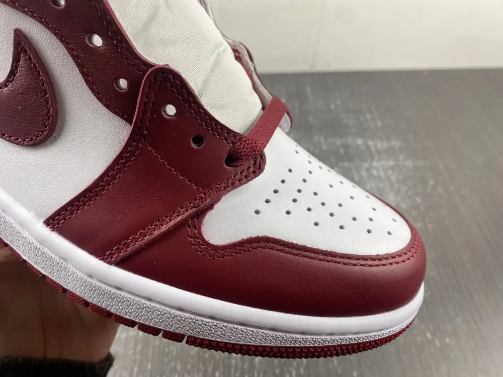 Air Jordan 1 High Bordeaux premium leather - Hình 3