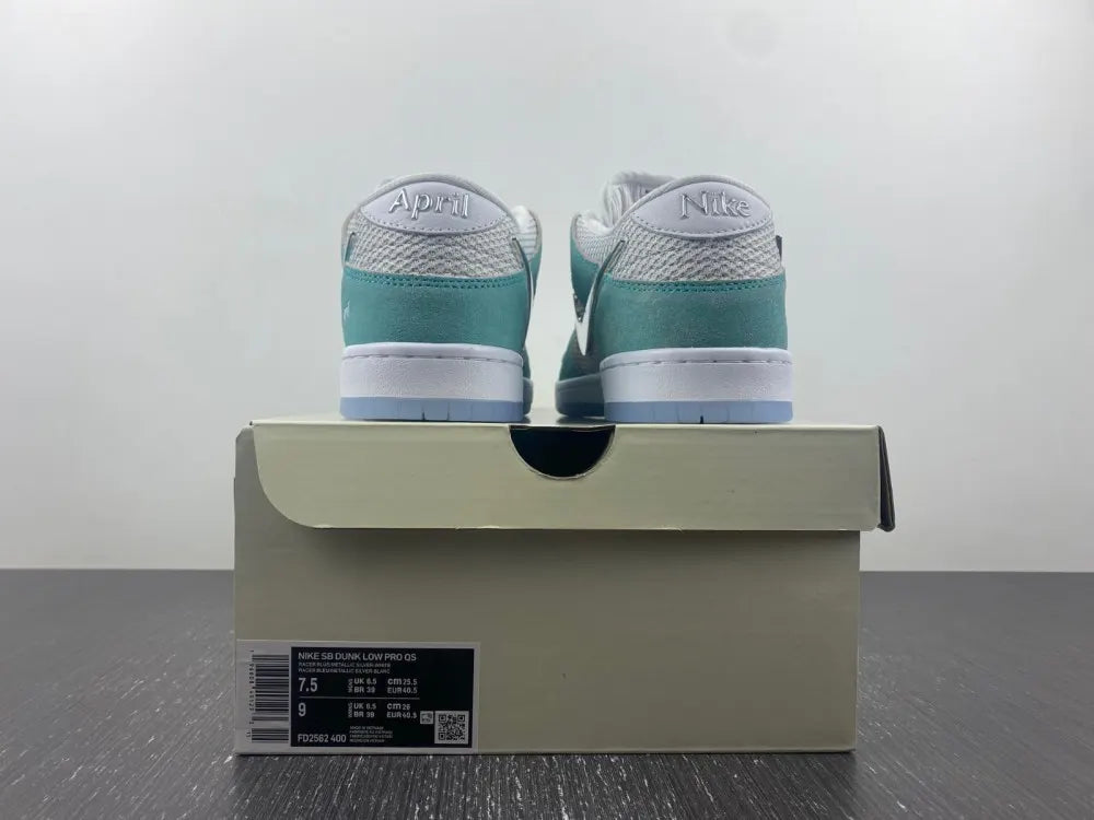 Nike SB Dunk Low April Skateboards - Hình 4