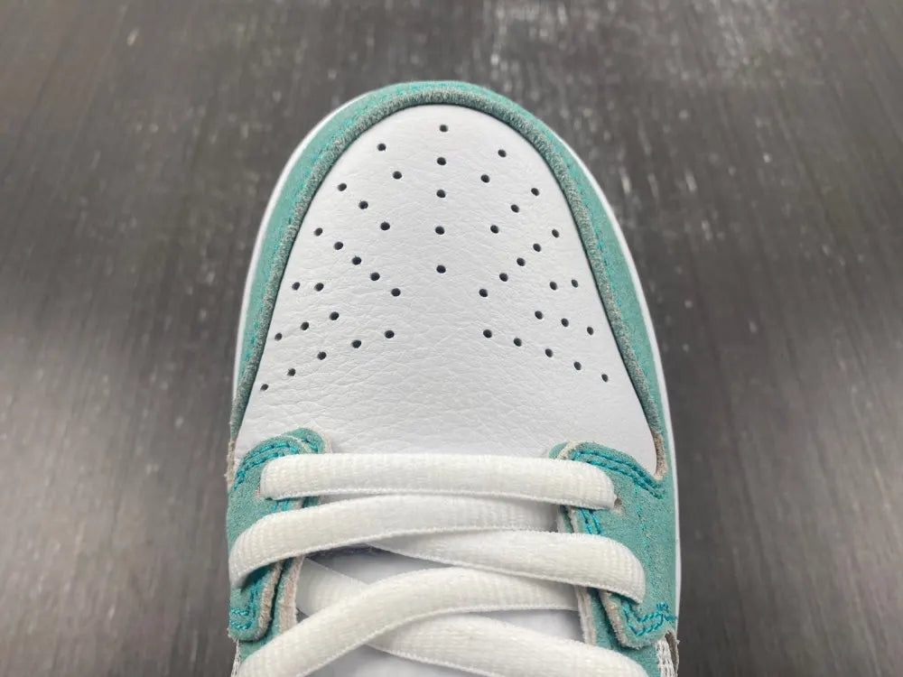 Nike SB Dunk Low April Skateboards - Hình 17
