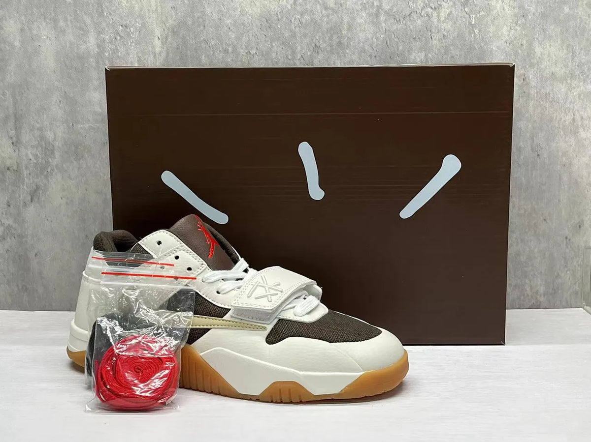 Travis Scott Jordan Trainer Brown/White - Hình 3