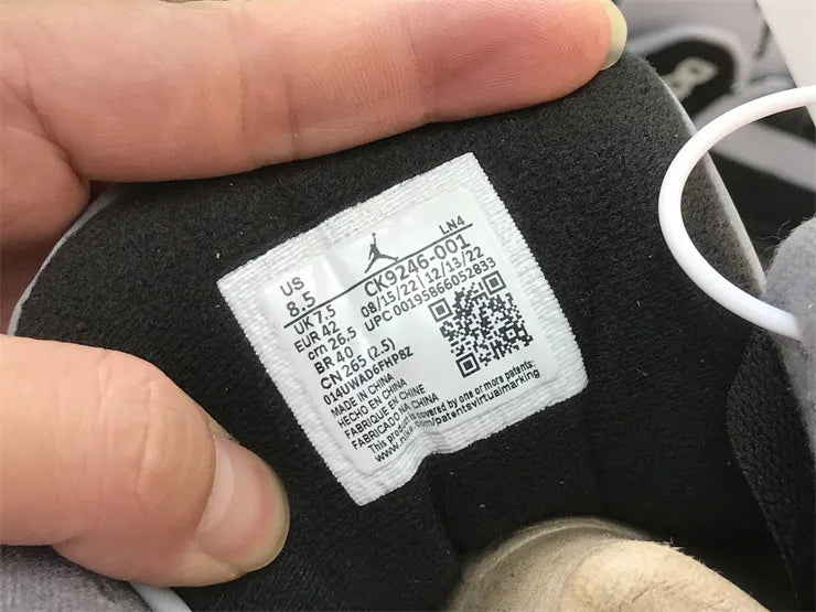 retro classic Air Jordan 3 Black Cement - Hình 15