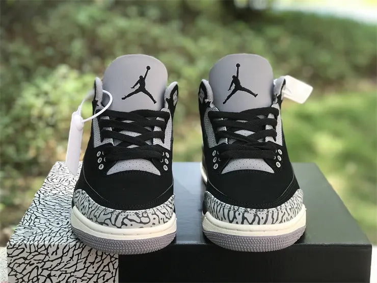 retro classic Air Jordan 3 Black Cement - Hình 5