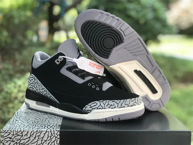 retro classic Air Jordan 3 Black Cement - Hình 2