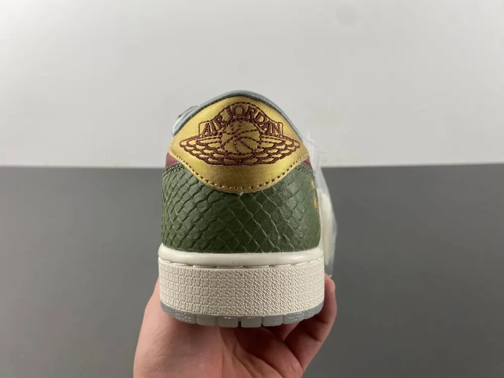 Air Jordan 1 Low Olive/Burgundy - Hình 9