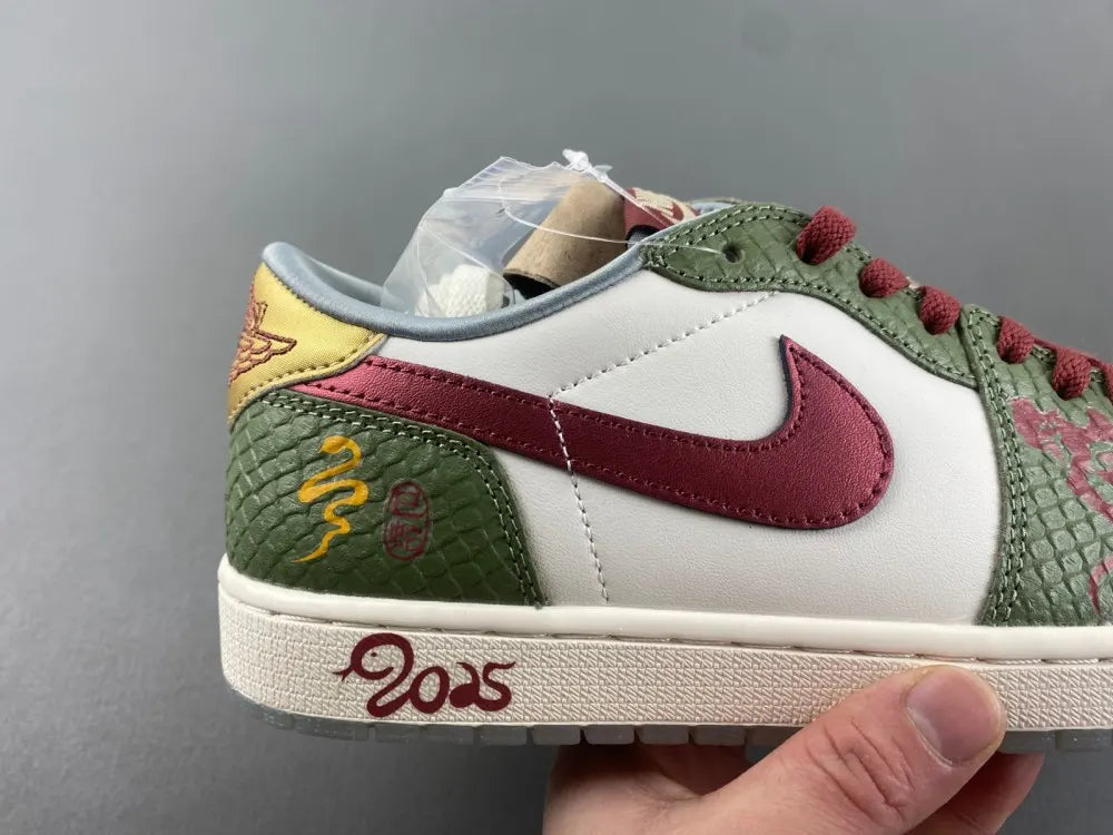 Air Jordan 1 Low Olive/Burgundy - Hình 13